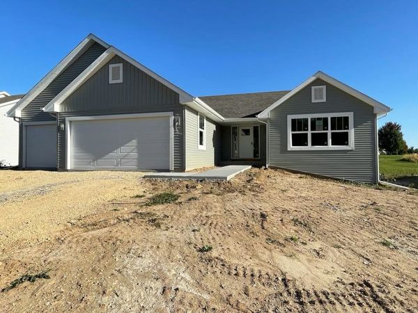 1333 GLACIER Drive, BYRON, IL 61010