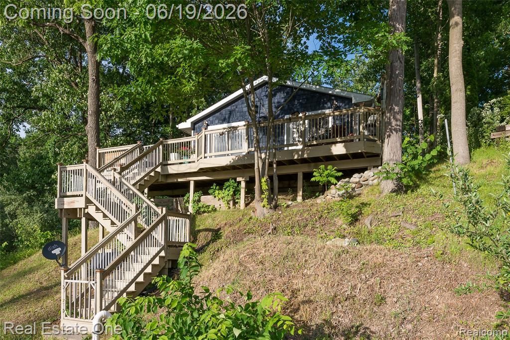 11459 Patterson Lake Drive, Putnam Township, MI 48169 Main Photo