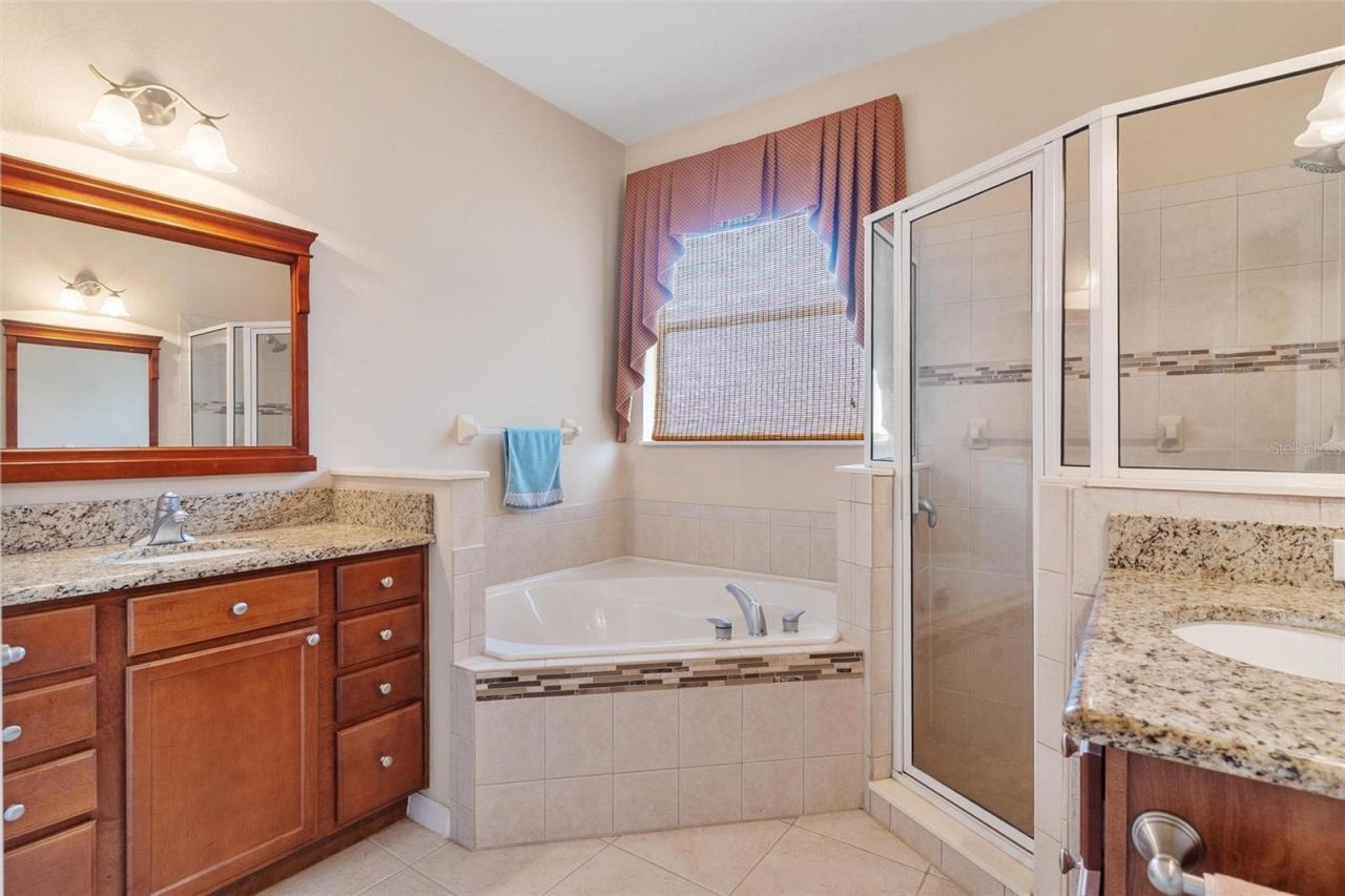 36403 Grand Island Oaks Circle , Grand Island, FL 32735 Photo