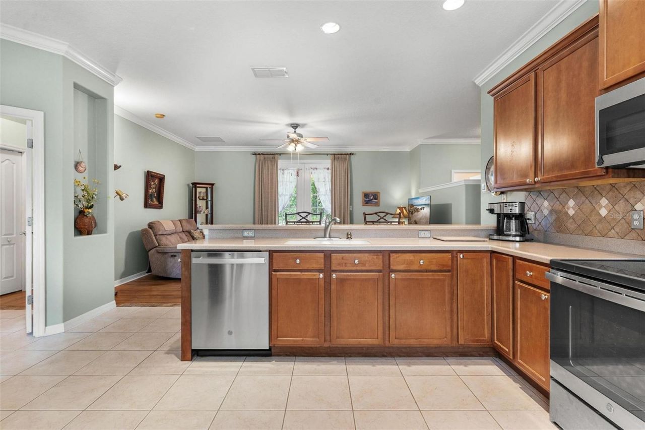 36403 Grand Island Oaks Circle , Grand Island, FL 32735 Photo
