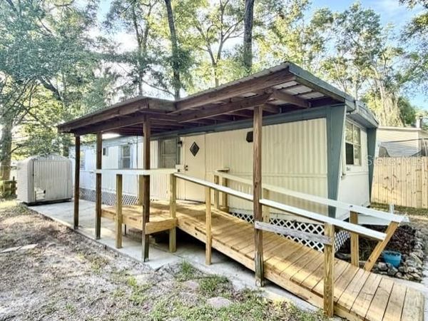18400 NW 233RD TERRACE , HIGH SPRINGS, FL 32643