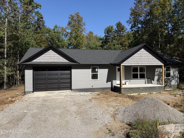 900 Paola Drive, Crossville, TN 38572