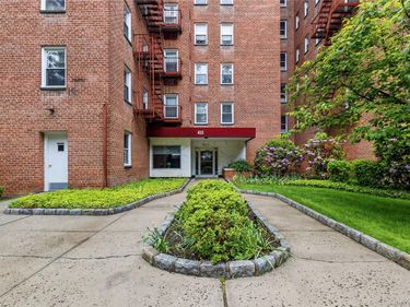 611 Palmer Road, Unit 3y, Yonkers, NY 10701
