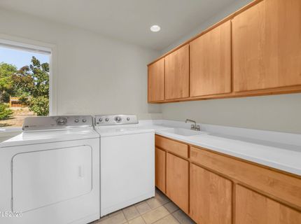 2493 E Valley Road, Minden, NV 89423 Photo