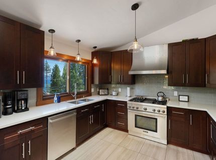 3925 North Lake Boulevard, Carnelian Bay, CA 96140 Photo