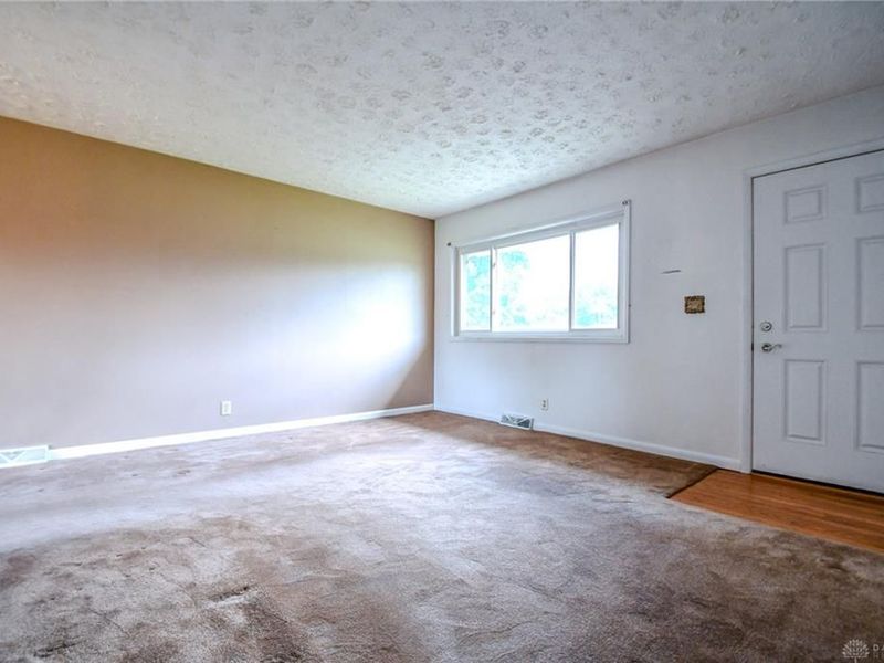 839 Wilshire Drive, Carlisle, OH 45005 Photo 10