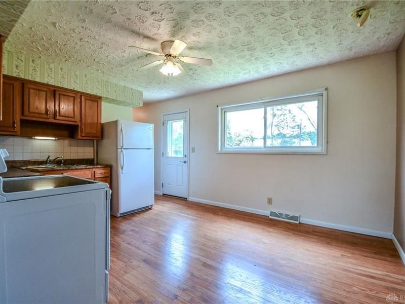 839 Wilshire Drive, Carlisle, OH 45005 Photo 14