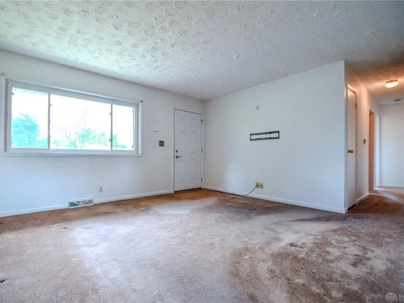 839 Wilshire Drive, Carlisle, OH 45005 Photo 9