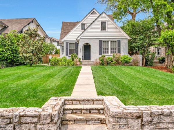 2403 Belmont Blvd, Nashville, TN 37212