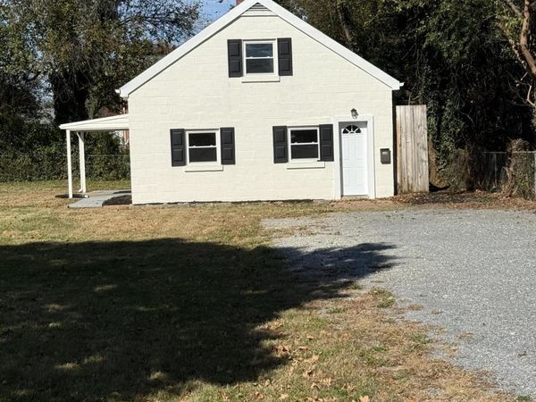 2608 Dorchester DR NW, Roanoke, VA 24012