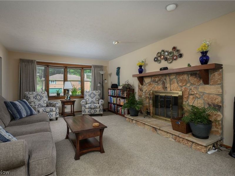8365 Crinkleroot Clearing , Brecksville, OH 44141 Photo 13
