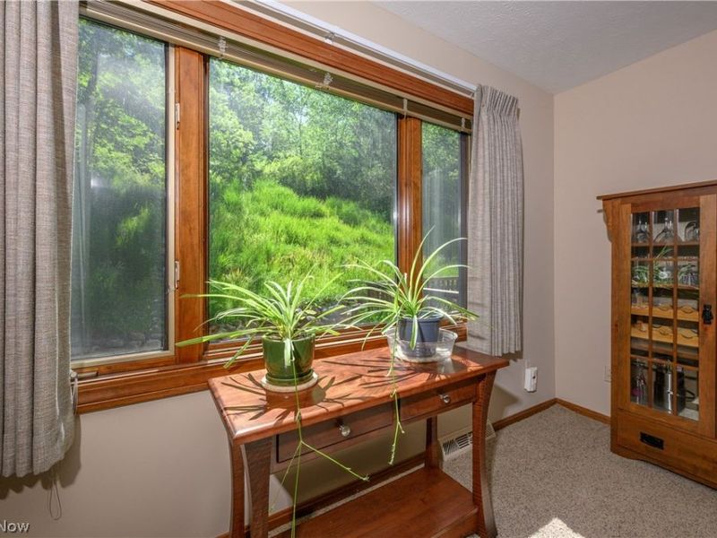 8365 Crinkleroot Clearing , Brecksville, OH 44141 Photo 19
