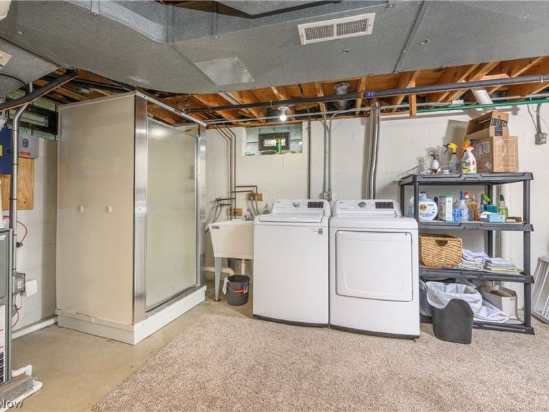 8365 Crinkleroot Clearing , Brecksville, OH 44141 Photo 32