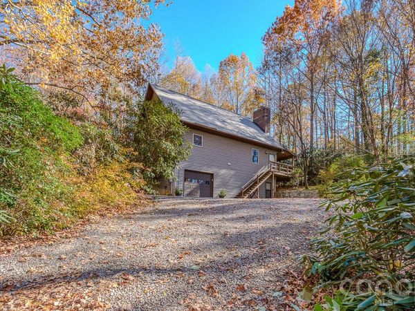 410 Avena Road, Black Mountain, NC 28711