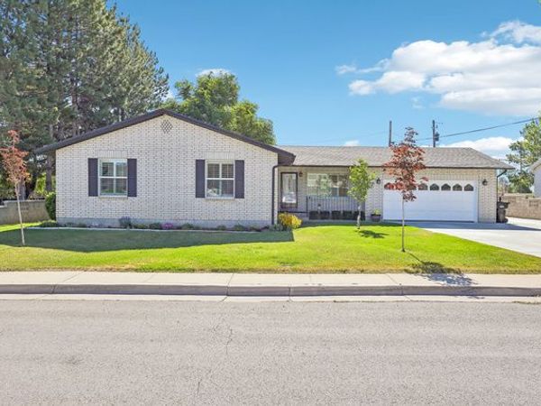 27 DESERET CIR , Grantsville, UT 84029