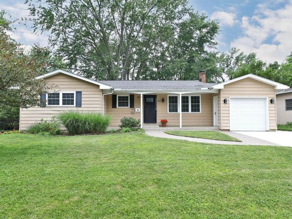 807 Franklin Court, Worthington, OH 43085