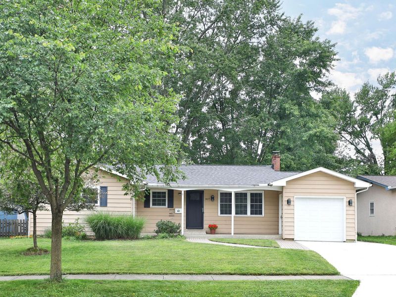 807 Franklin Court, Worthington, OH 43085 Photo 2