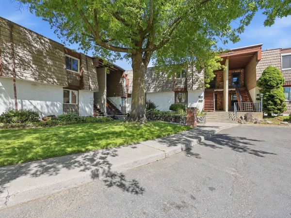 1716 N Pettet Dr, Spokane, WA 99205