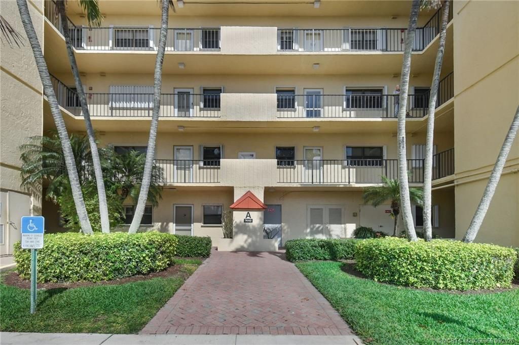 7440 S Ocean Drive, Unit 826, Jensen Beach, FL 34957 Photo
