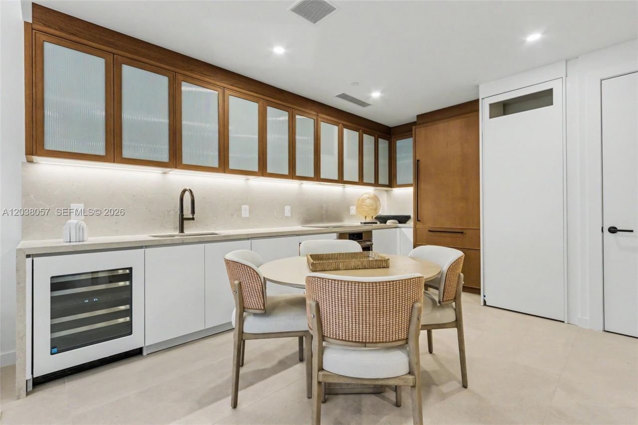 2200 Brickell Ave, Unit 117, Miami, FL 33129 Photo