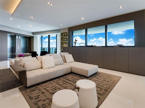 18555 Collins Ave, Unit 3301, Sunny Isles Beach, FL 33160