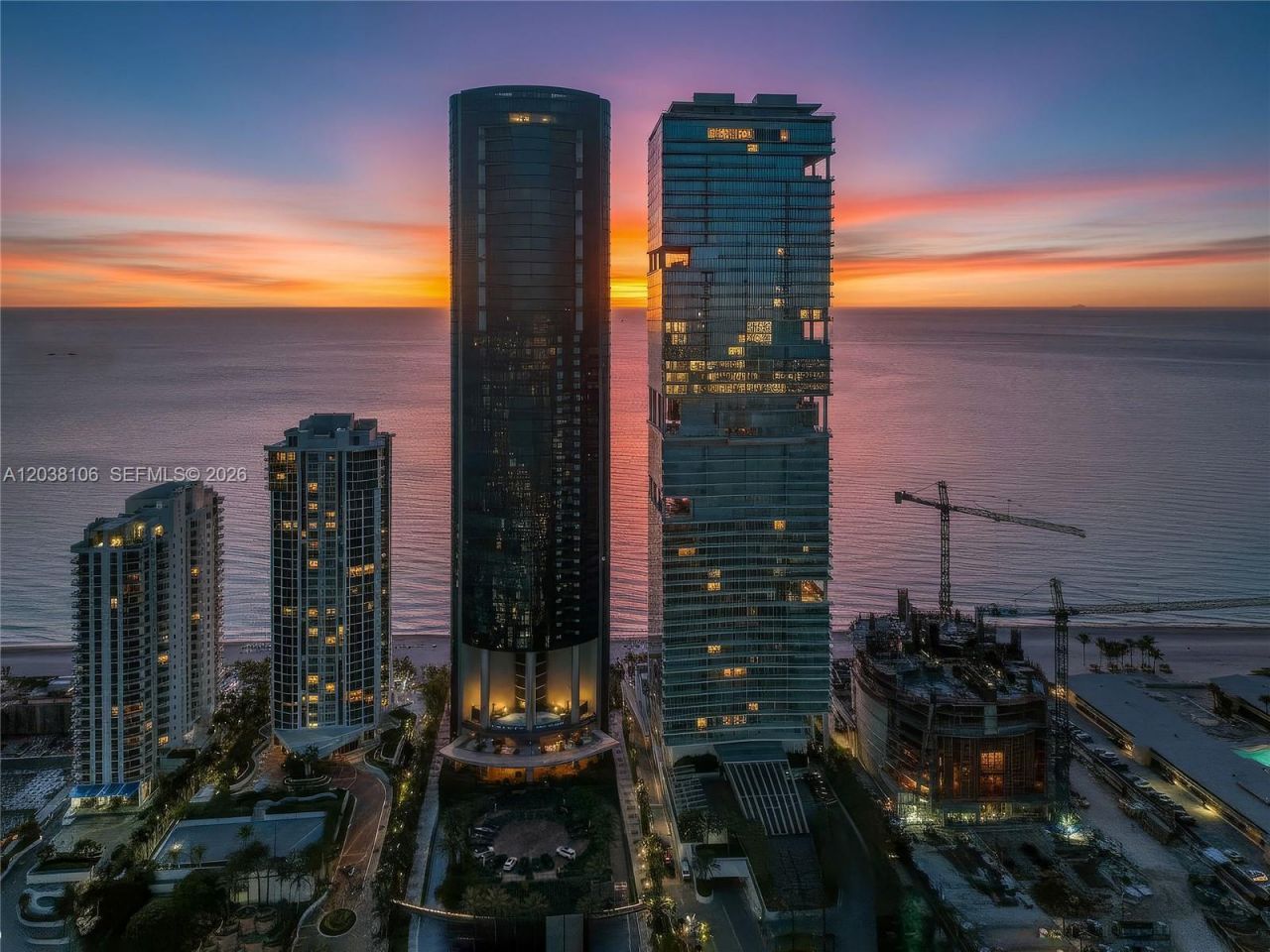 18555 Collins Ave, Unit 3301, Sunny Isles Beach, FL 33160 Photo