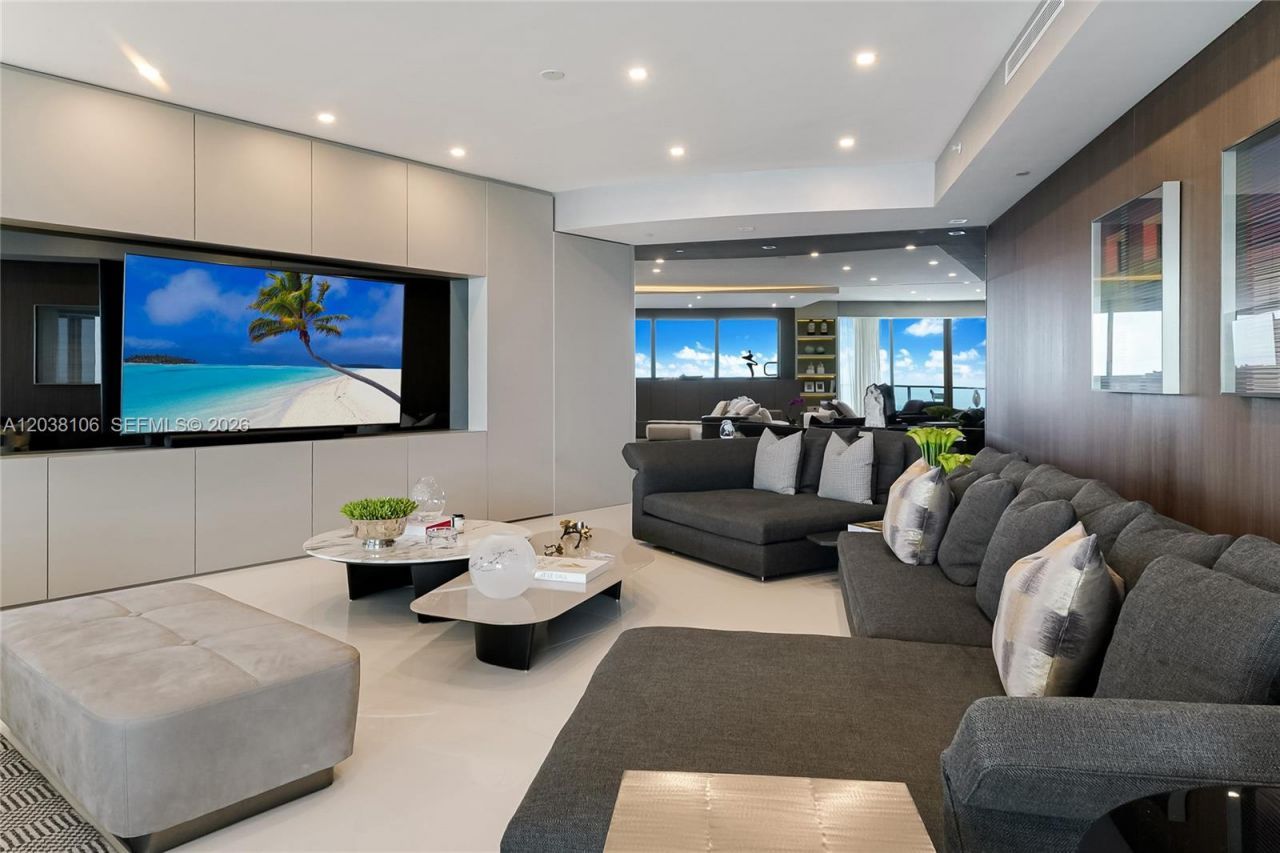 18555 Collins Ave, Unit 3301, Sunny Isles Beach, FL 33160 Photo