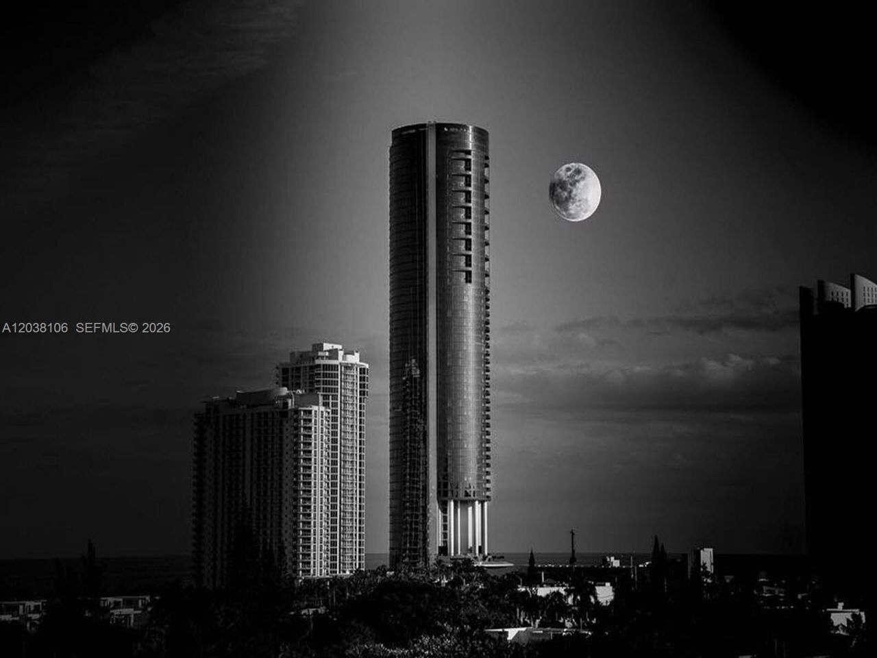 18555 Collins Ave, Unit 3301, Sunny Isles Beach, FL 33160 Photo