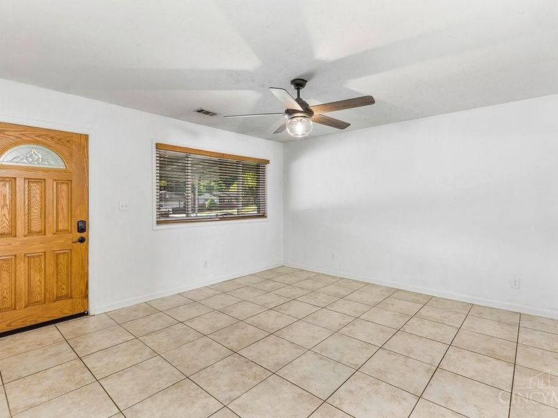 1230 Sanford Drive, Riverside, OH 45432 Photo 6