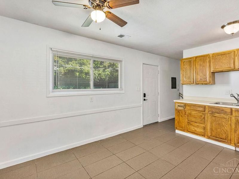 1230 Sanford Drive, Riverside, OH 45432 Photo 9