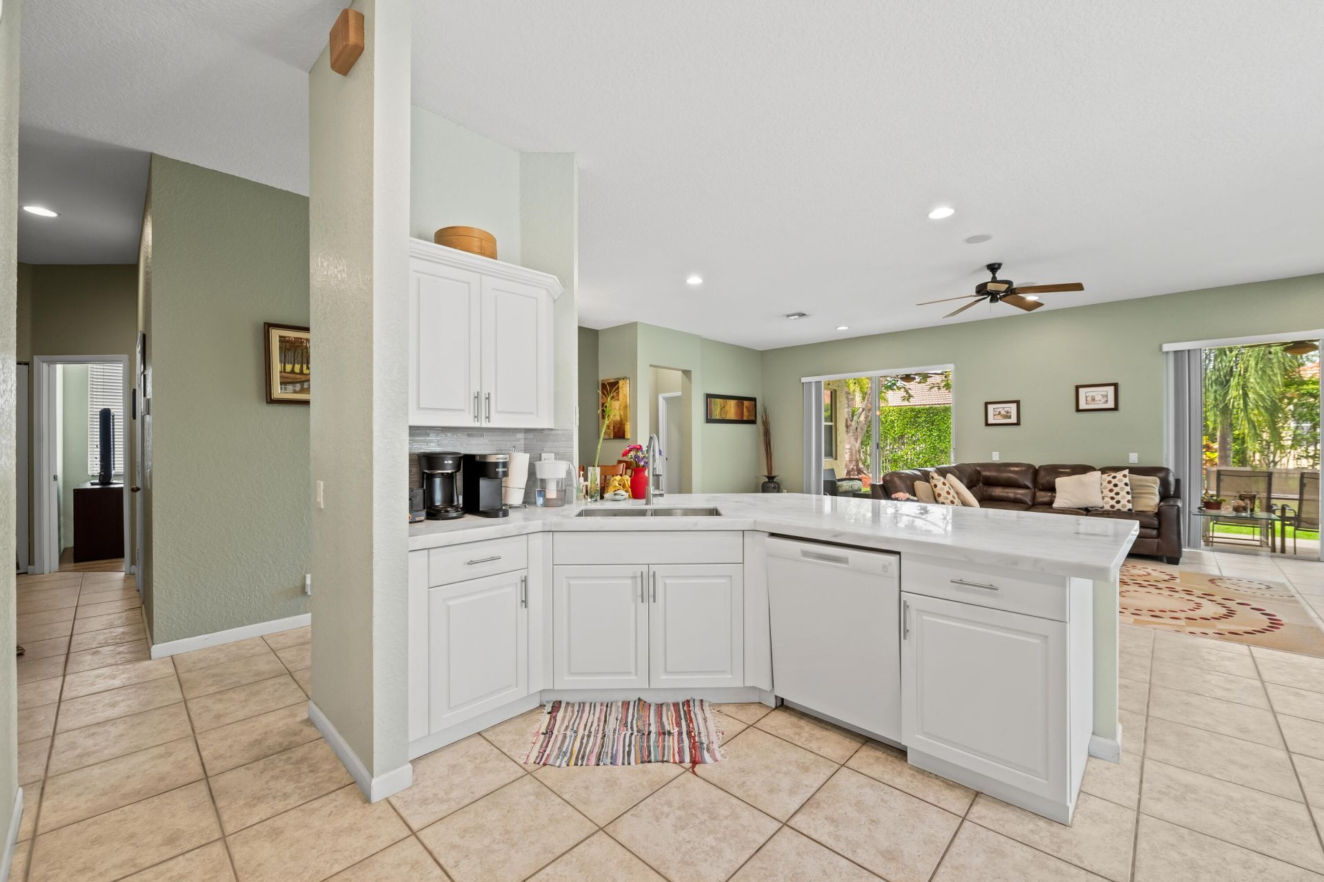 828 Vanda Terrace, Weston, FL 33327 Photo