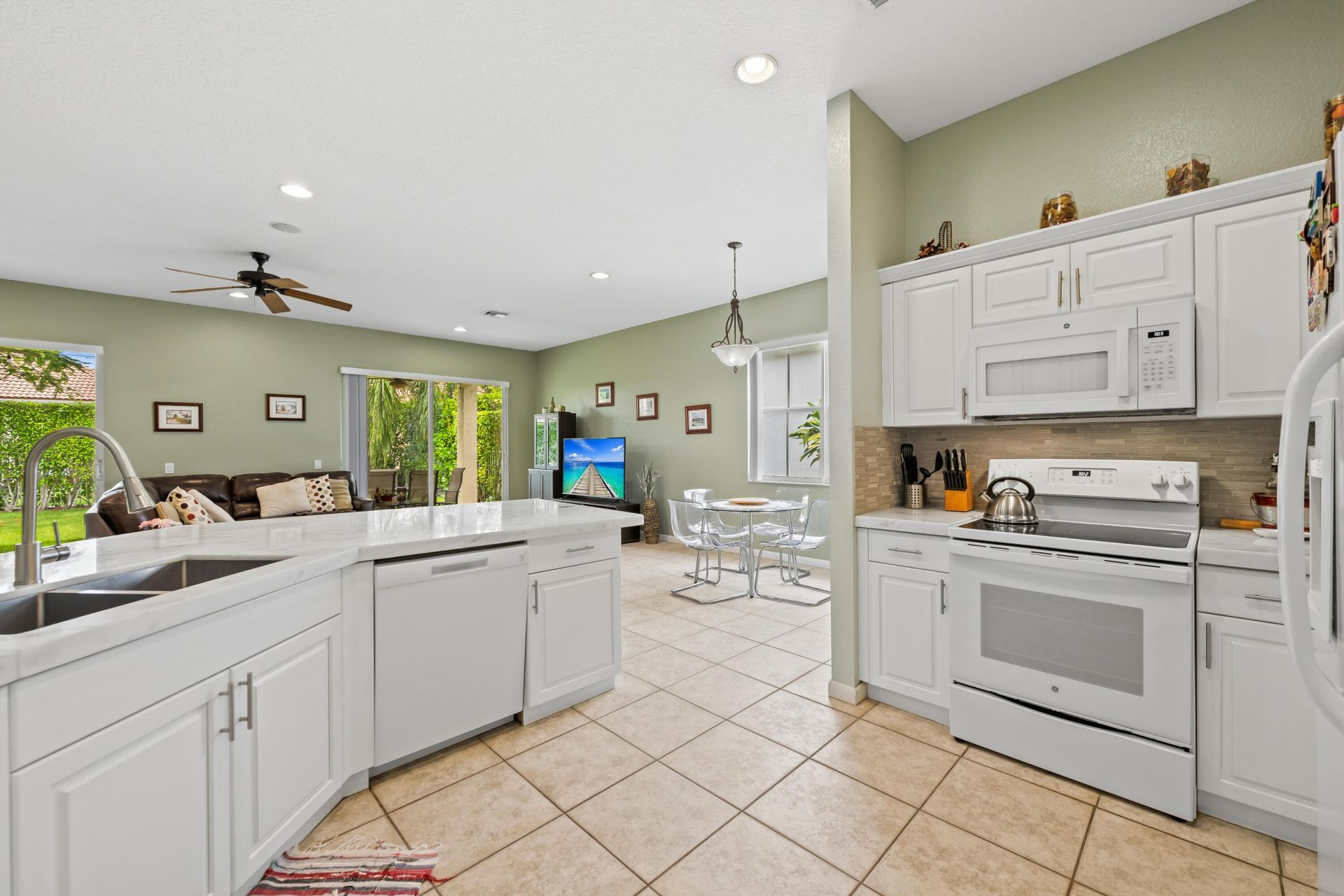 828 Vanda Terrace, Weston, FL 33327 Photo