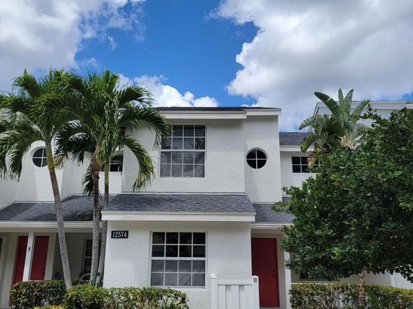 12574 Westhampton Circle, Unit I, Wellington, FL 33414