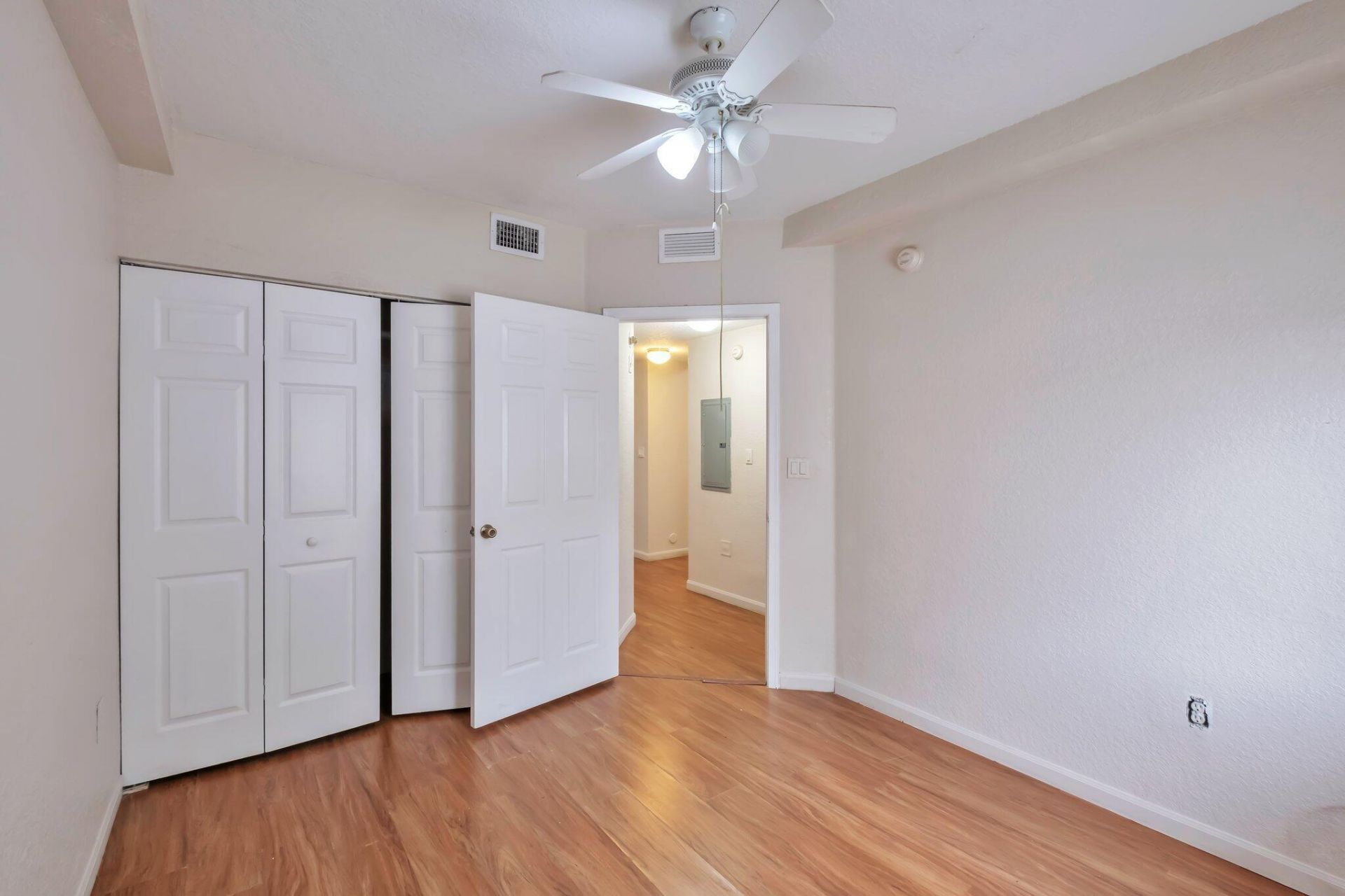 1103 Golden Lakes Boulevard, Unit 1013, West Palm Beach, FL 33411 Photo
