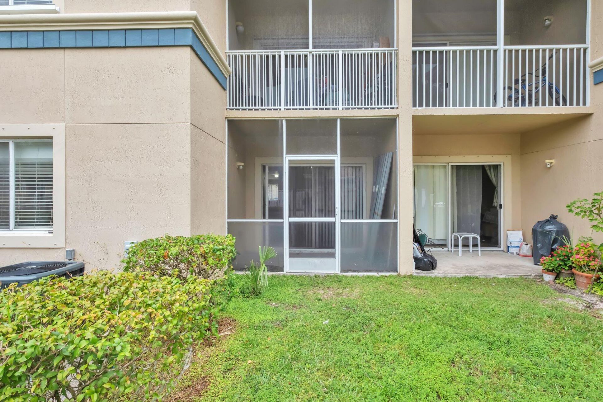 1103 Golden Lakes Boulevard, Unit 1013, West Palm Beach, FL 33411 Photo