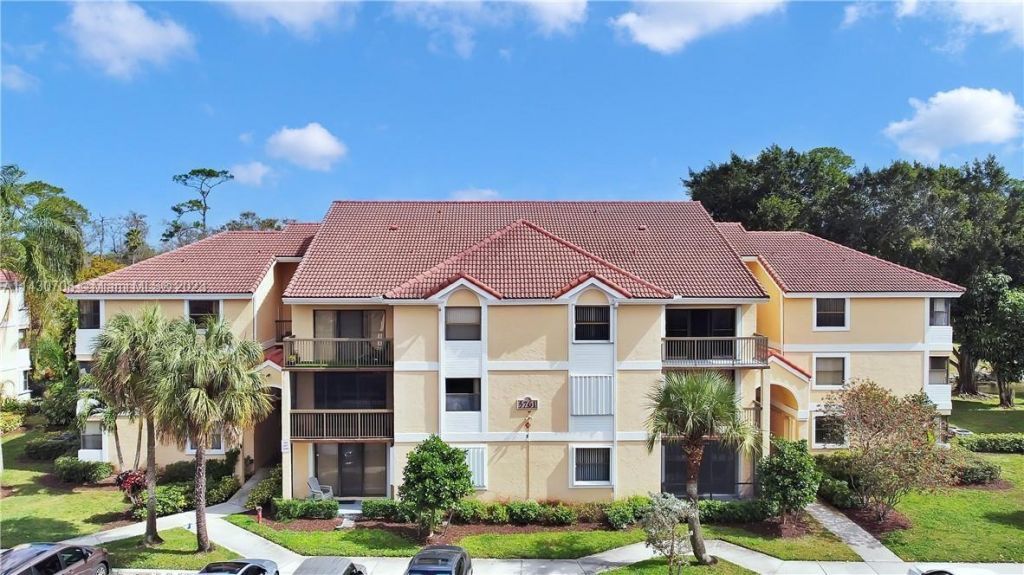 5721 Riverside Drive, Unit 102b5, Coral Springs, FL 33067 Photo