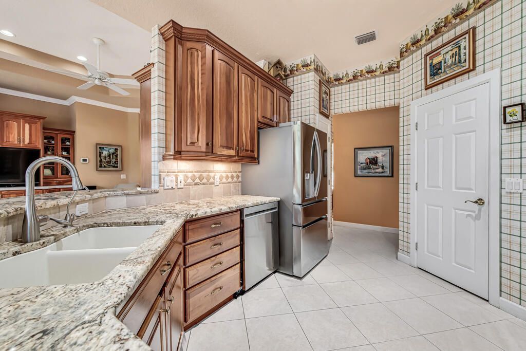 4393 SW Rivers End Way, Palm City, FL 34990 Photo