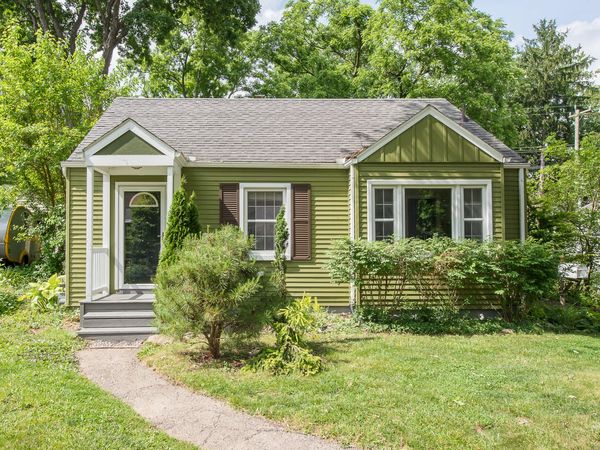 1320 Collegewood Street, Ypsilanti, MI 48197