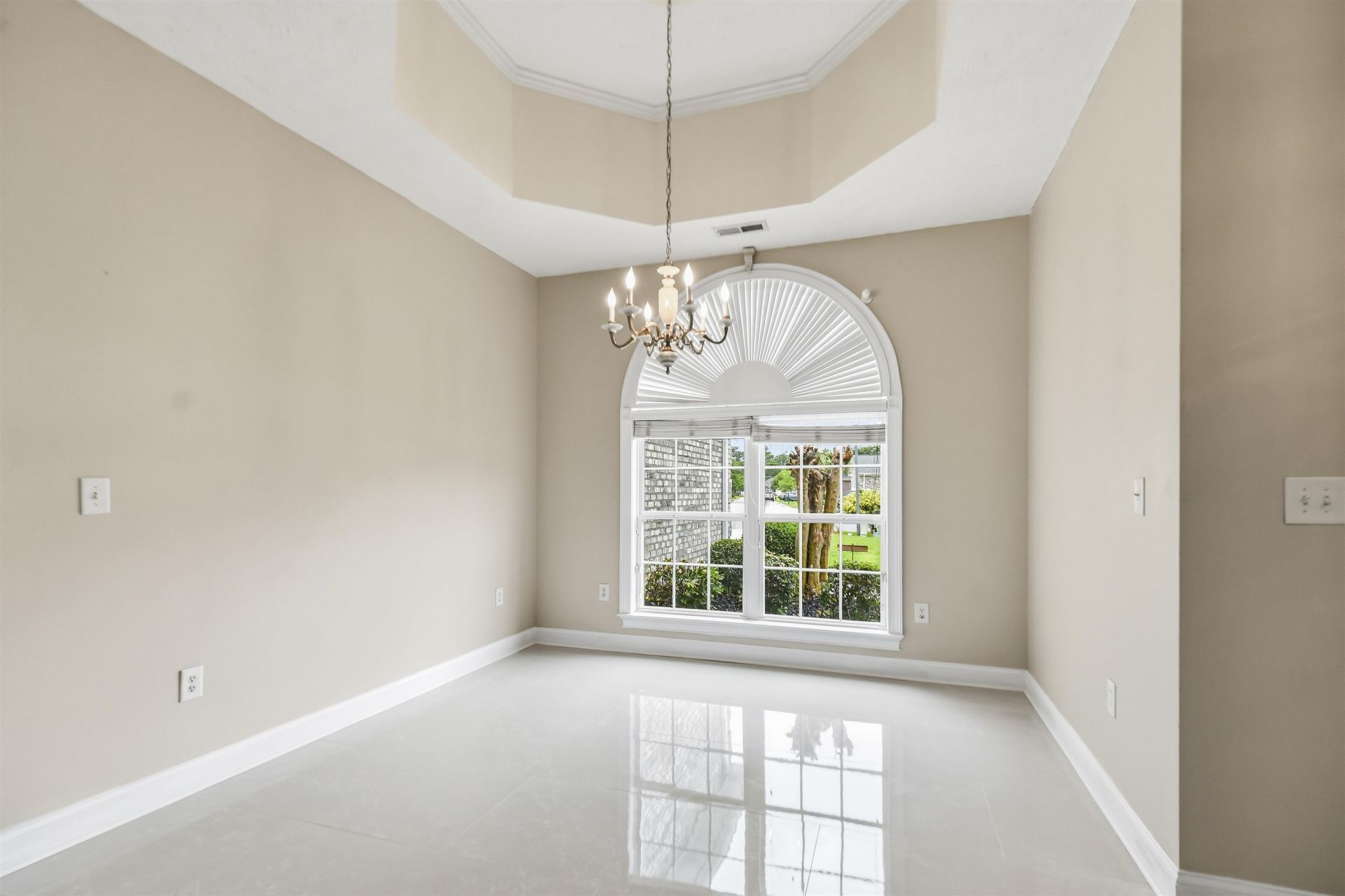 3600 Kingsley Dr. Photo 14