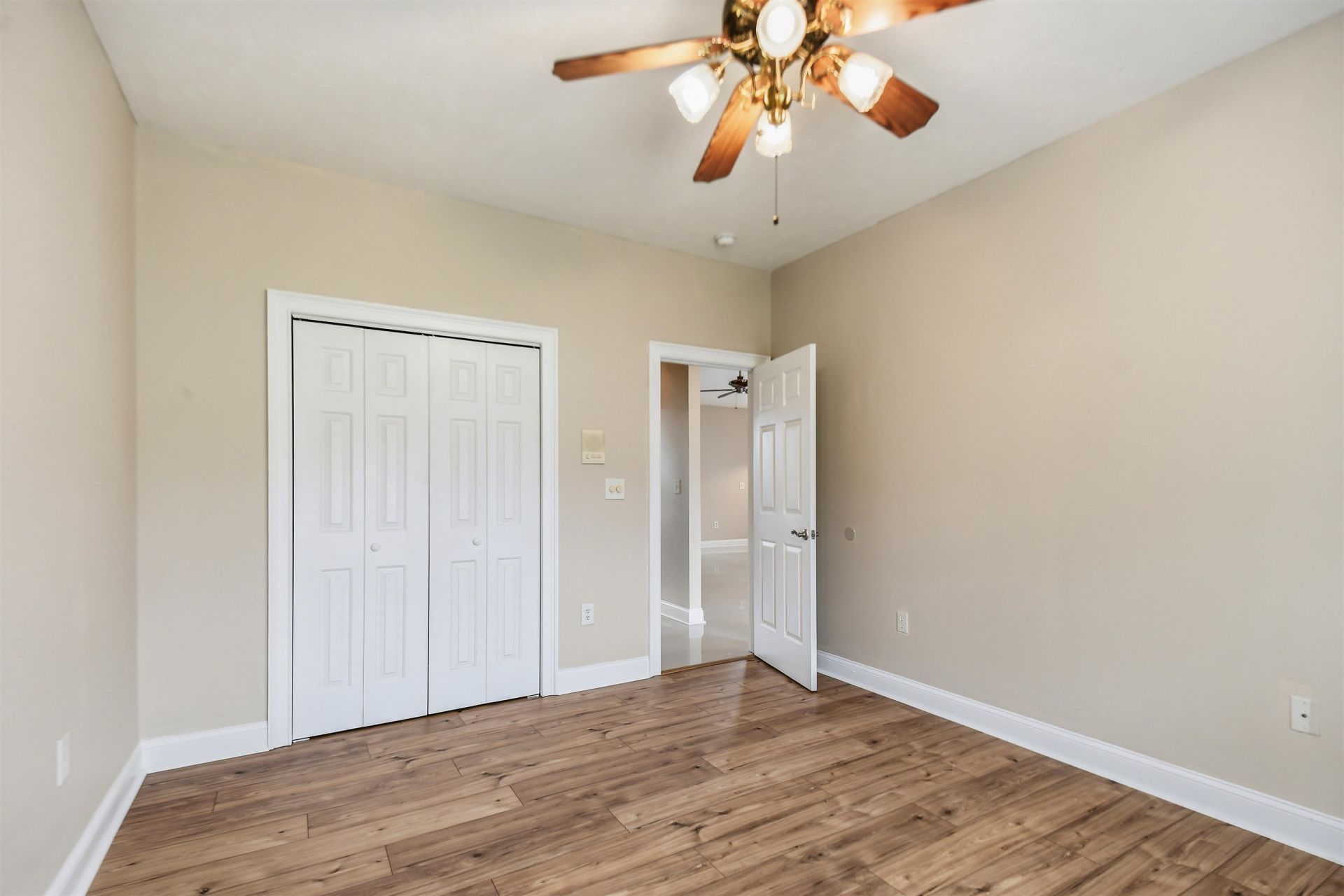 3600 Kingsley Dr. Photo 22