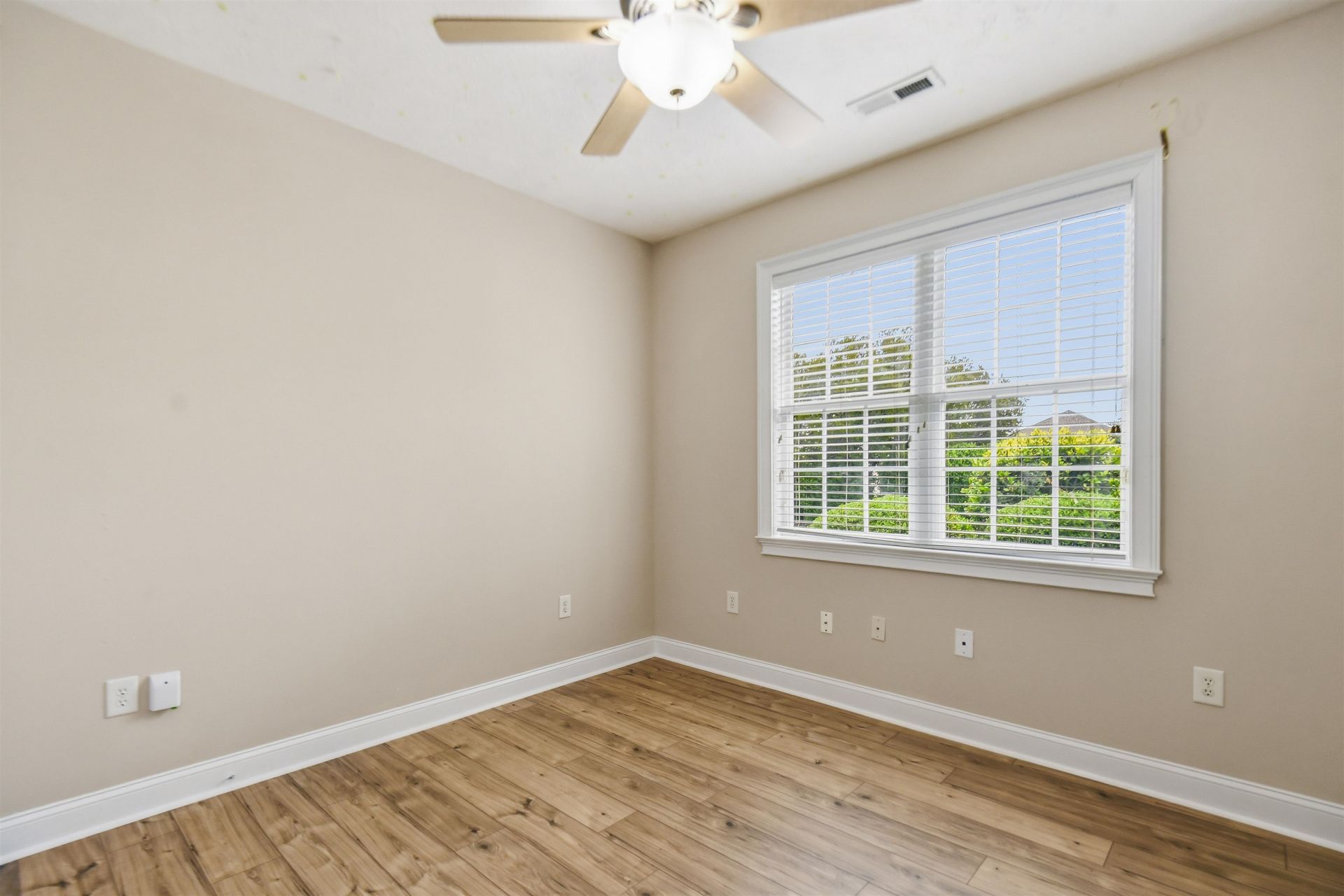 3600 Kingsley Dr. Photo 24