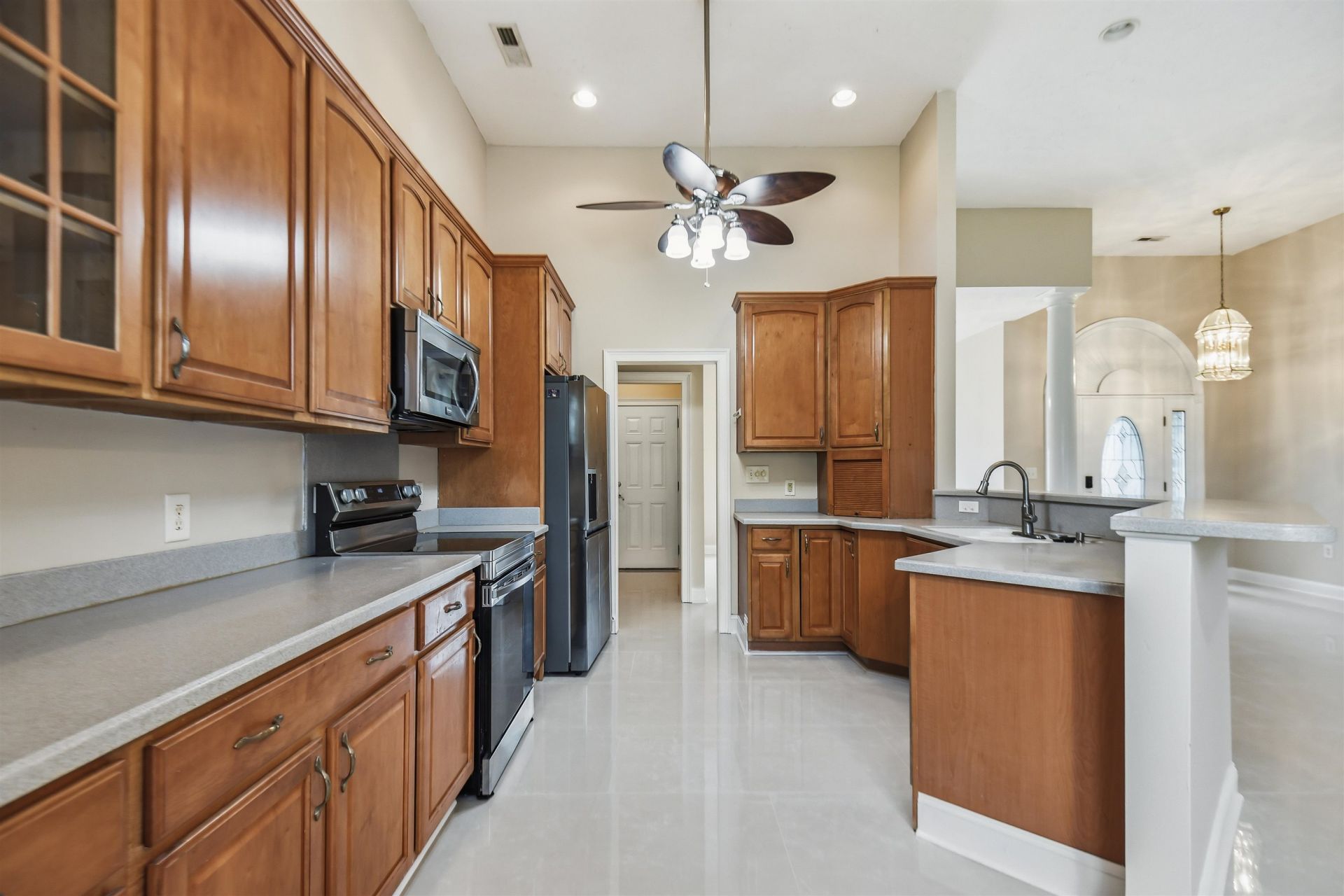 3600 Kingsley Dr. Photo 8
