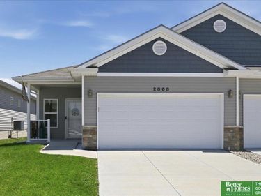 2868 Wagon Drive, Lincoln, NE 68507