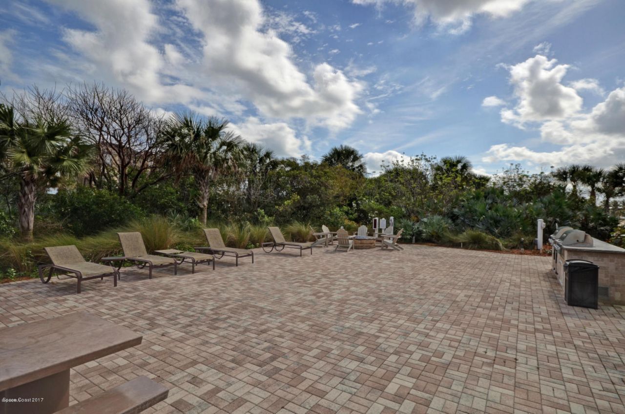 130 Warsteiner Way , Unit 204, Melbourne Beach, FL 32951 Photo