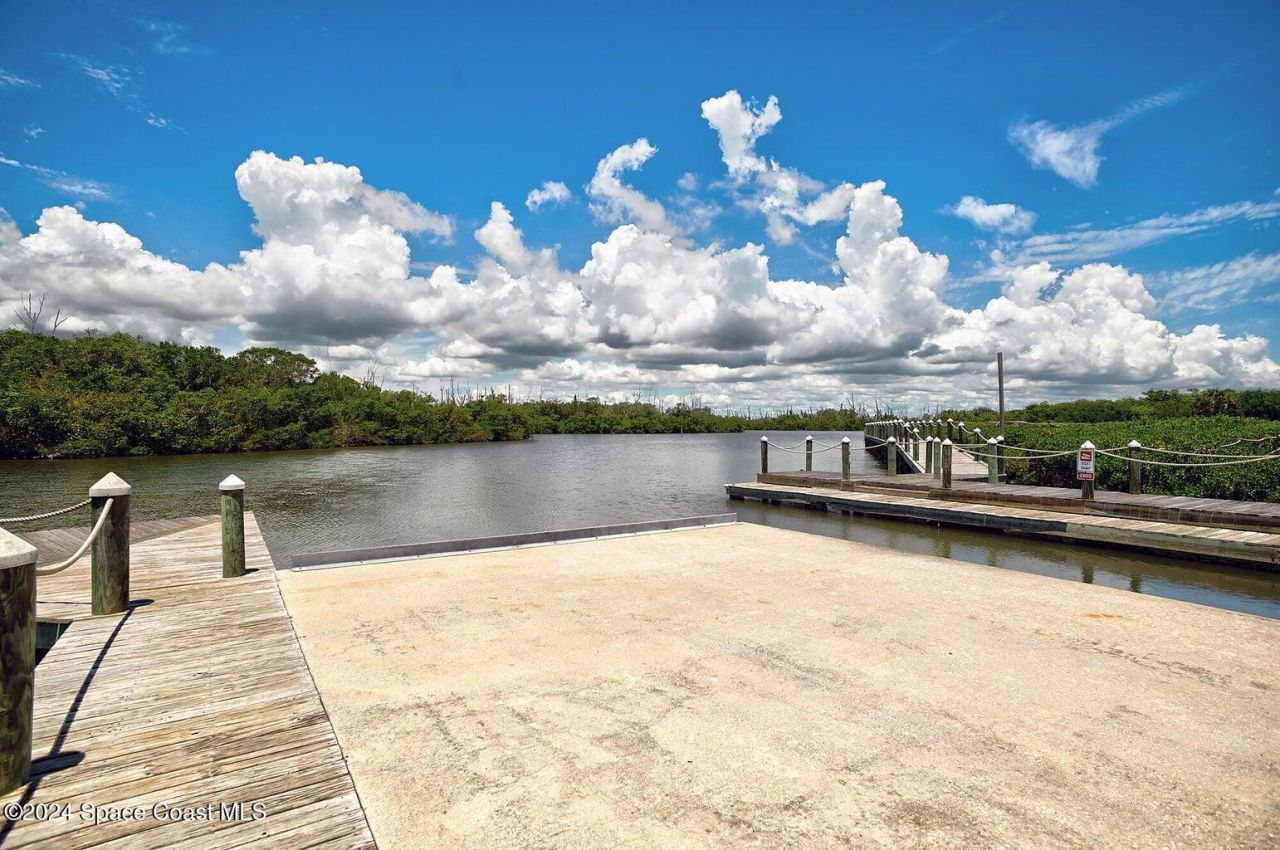 130 Warsteiner Way , Unit 204, Melbourne Beach, FL 32951 Photo