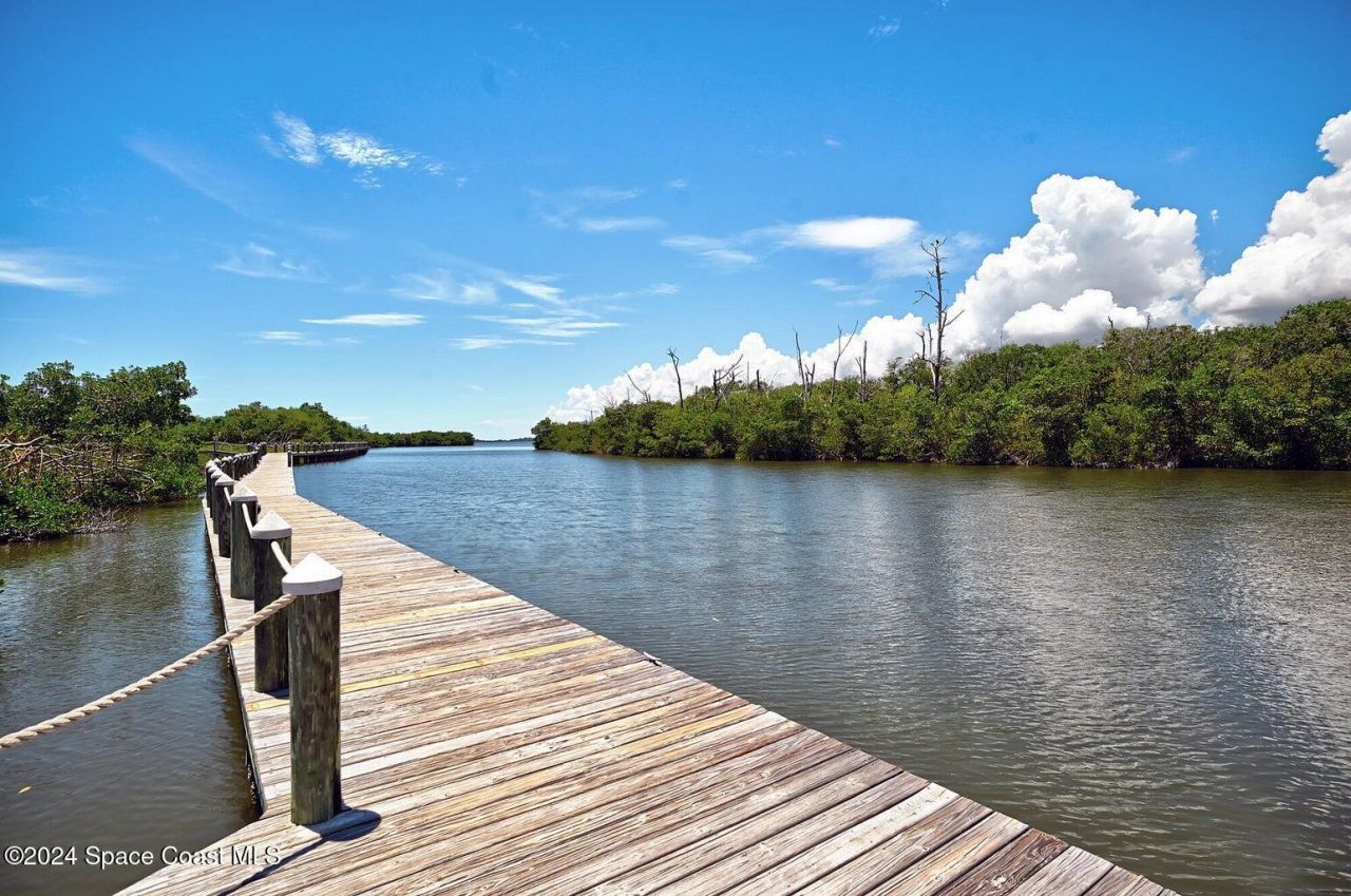 130 Warsteiner Way , Unit 204, Melbourne Beach, FL 32951 Photo