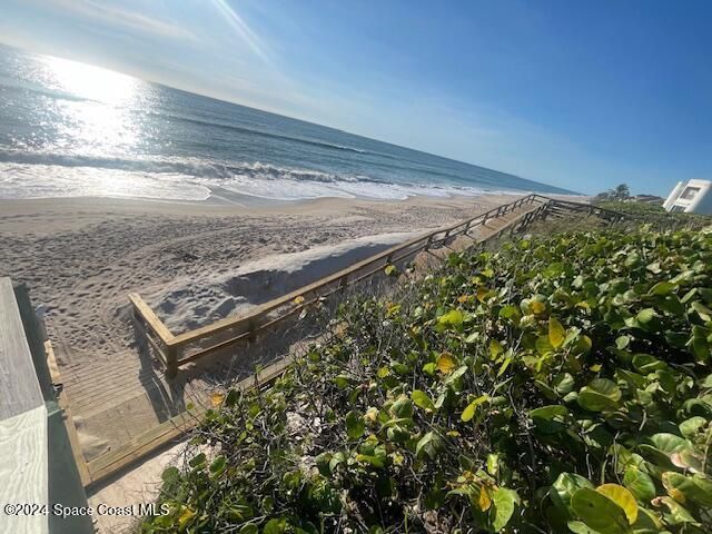 130 Warsteiner Way , Unit 204, Melbourne Beach, FL 32951 Photo