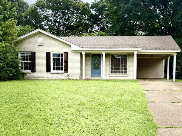 8434 Cedarbrush Drive, Southaven, MS 38671