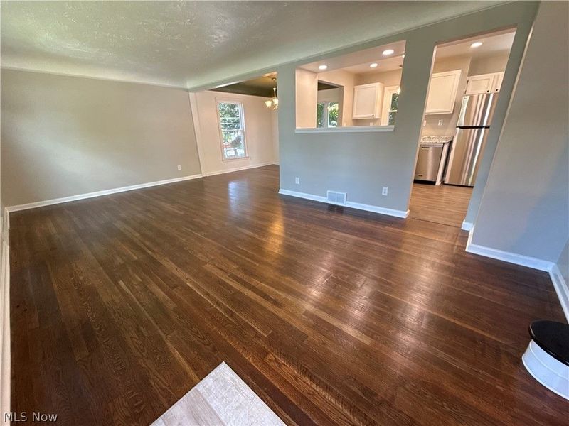 190 Meriden Road, Painesville, OH 44077 Photo 13