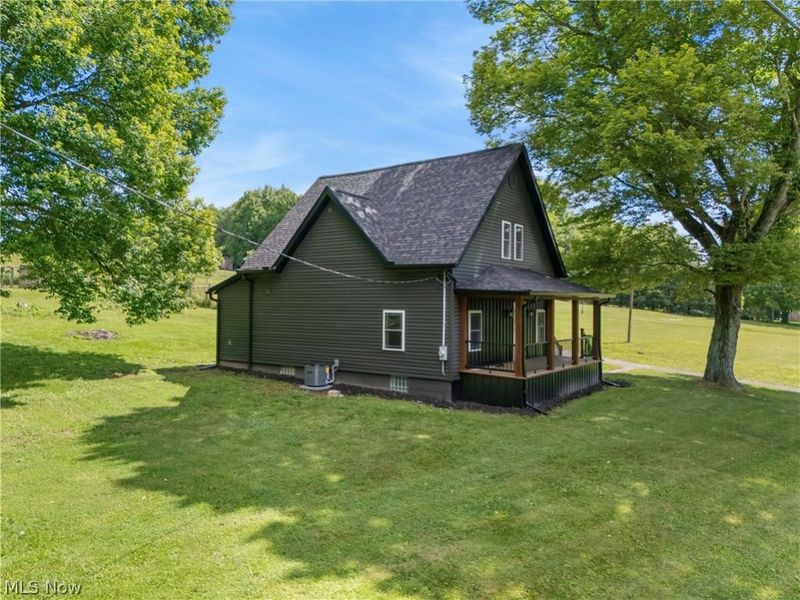 3367 Howenstine Drive SE, East Sparta, OH 44626 Photo 2